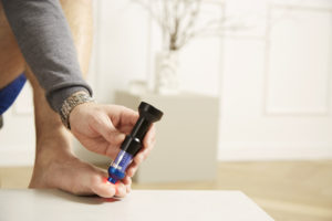 PERSONAL-LASER-L200-Homecare-Treatment-of-toe-300x200